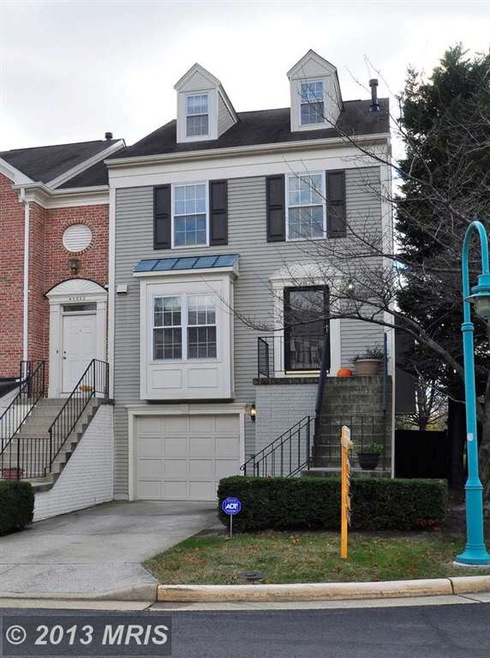 45624 Whitcomb Square, Sterling, VA 20166 - photo 1