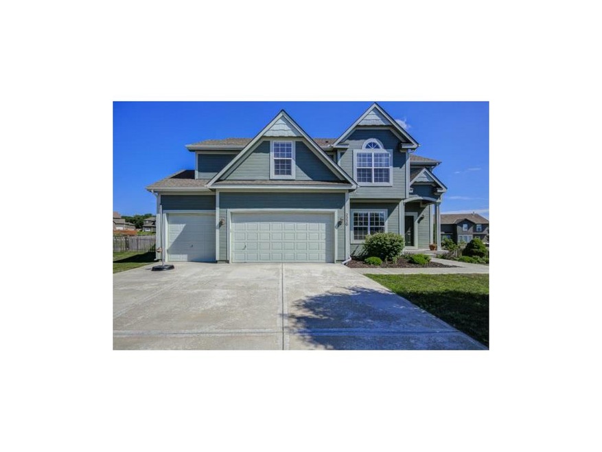 Lovely traditional home on a cul-de-sac lot