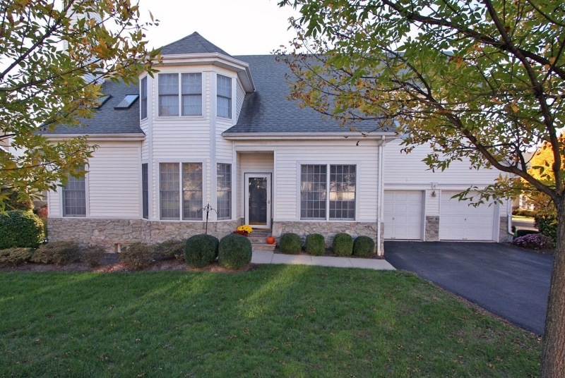 8 Pinehurst Cir unit C2004, Annandale, NJ 08801 - photo 1