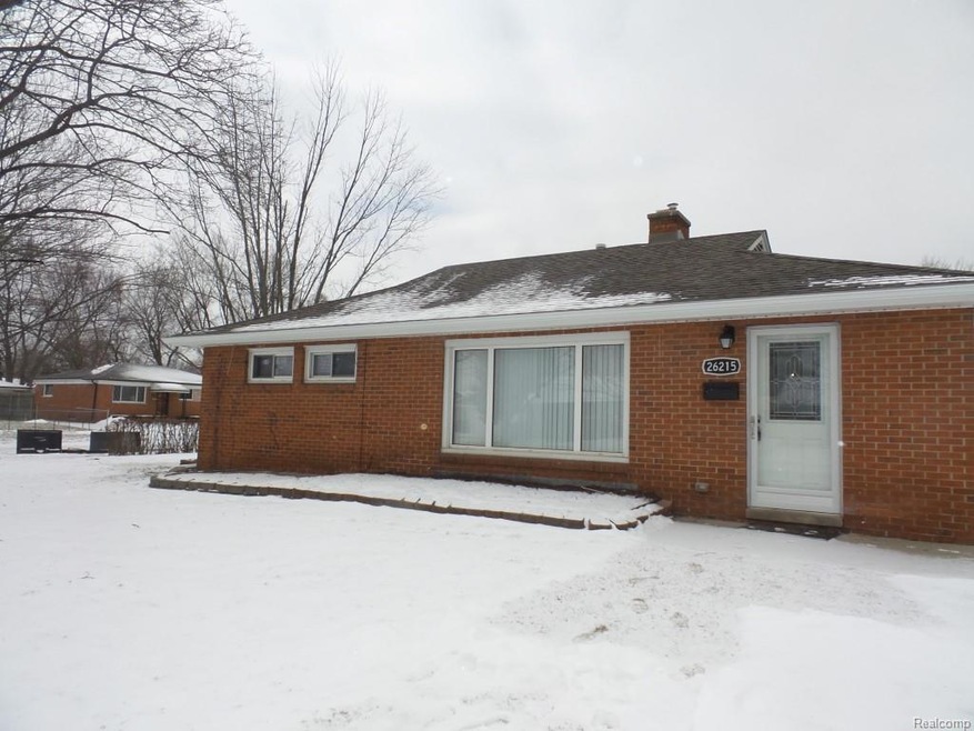 26215 Dale Ct, Roseville, MI 48066 - photo 1