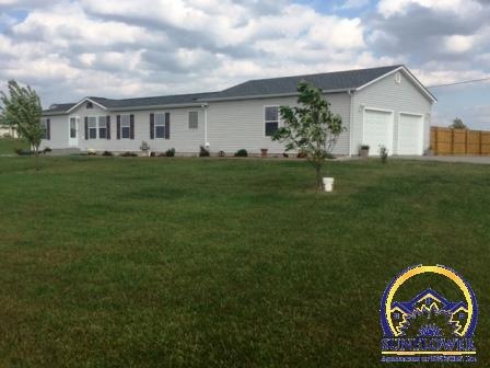 7902 NW Wilson Rd, Topeka, KS 66618 - photo 1