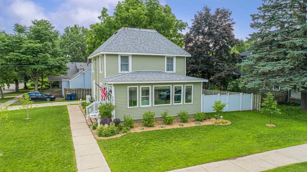 701 3rd St W, Northfield, MN 55057 - photo 1