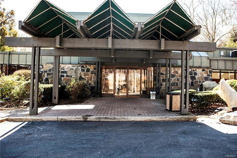 2 Fountain Ln unit 1L, Scarsdale, NY 10583 - photo 1