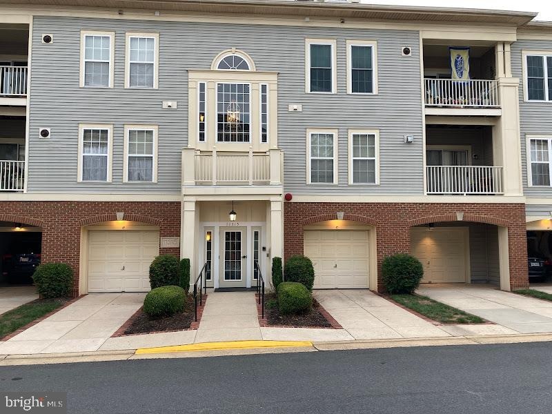 11315 Westbrook Mill Ln unit 202, Fairfax, VA 22030 - photo 1