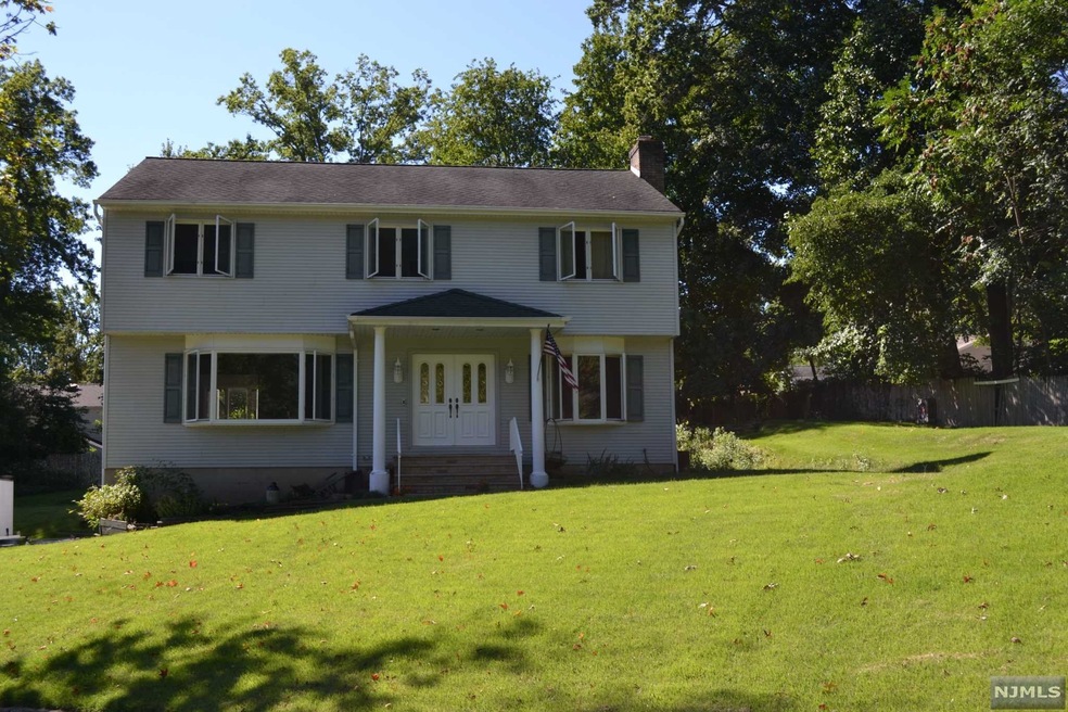 15 Catherine Ct, Hillsdale, NJ 07642 - photo 1