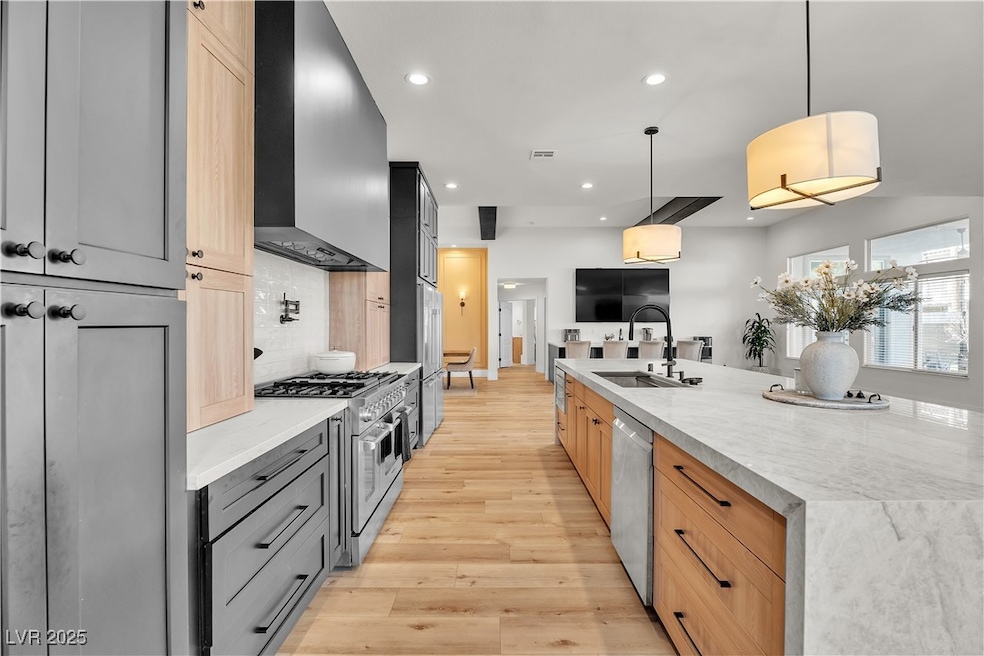 5904 Amber Station Ave, Las Vegas, NV 89131 - photo 1