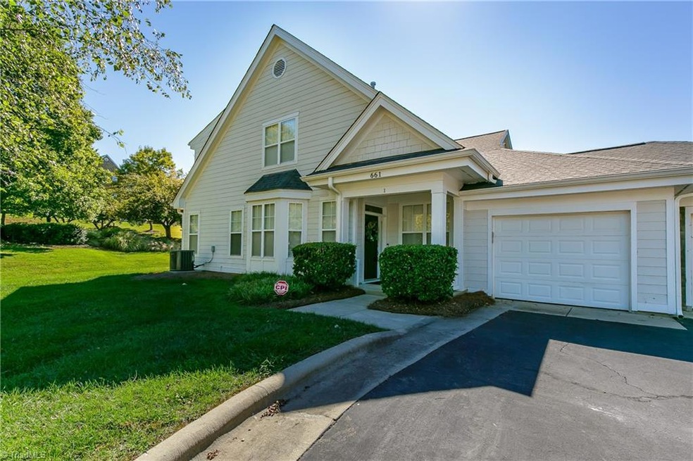 MOVE in READY end-unit Condo boasting 3 bedroom, 2.5 bath