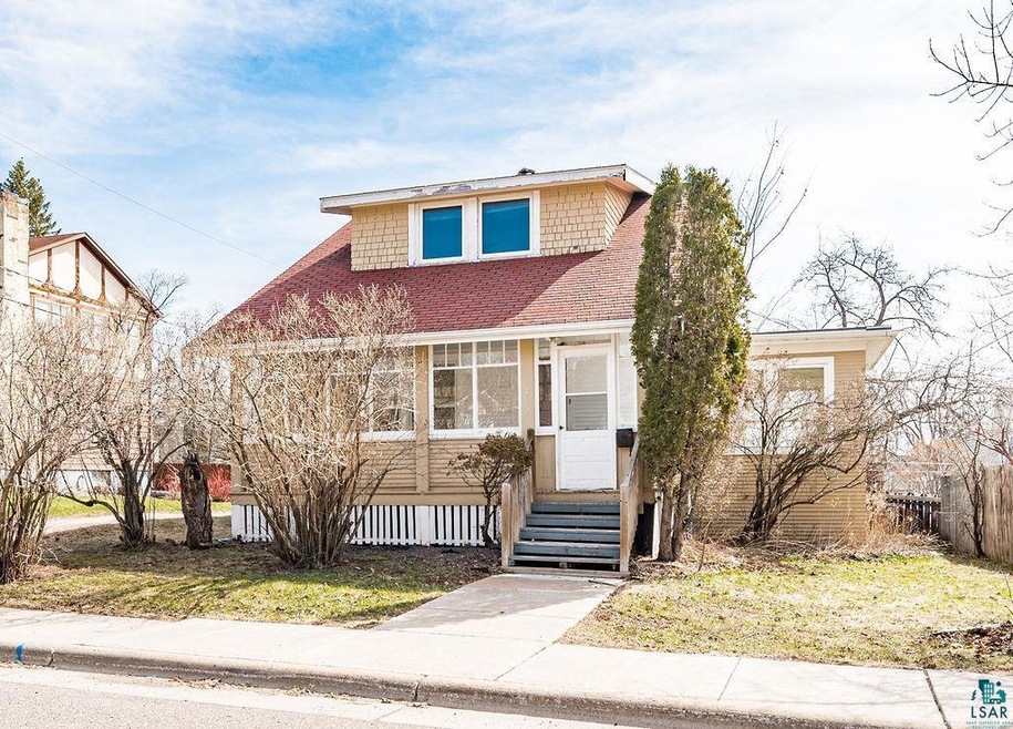 412 N 41st Ave E, Duluth, MN 55804 - photo 1