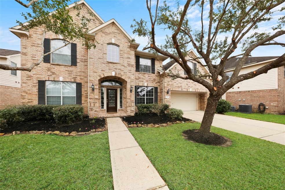 4815 Chaperel Dr, Pearland, TX 77584 - photo 1