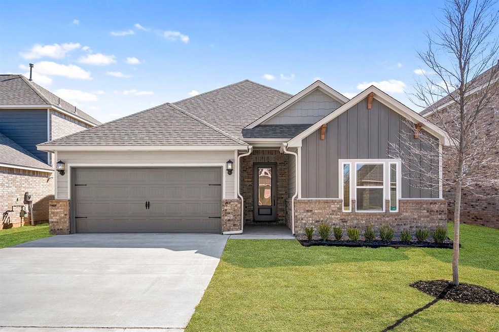 Welcome home! This stunning 4 bedroom, 2 bathroom 