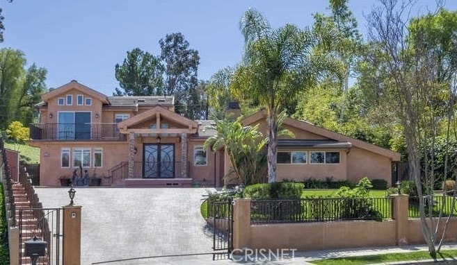 22136 Independencia St, Woodland Hills, CA 91364 - photo 1