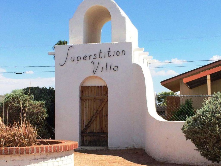 1 Superstition Villa Entrance