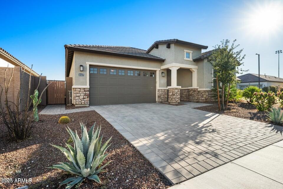 18427 W Clinton St, Surprise, AZ 85388 - photo 1