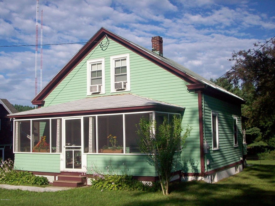 241 Jason St, Pittsfield, MA 01201 - photo 1