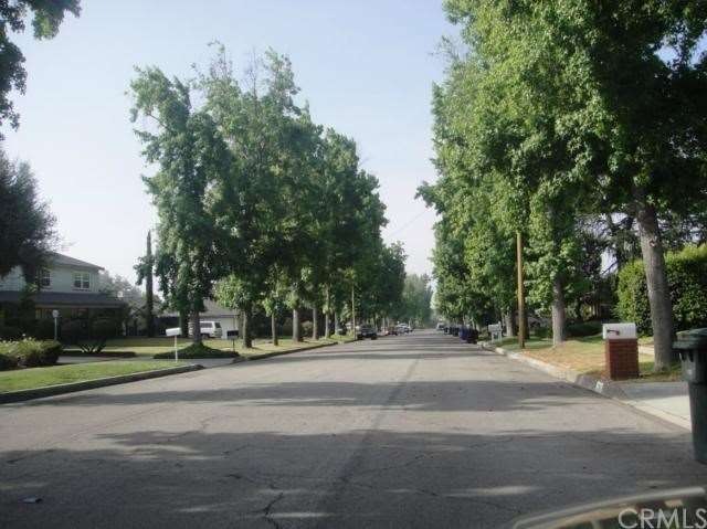 1370 N Laurel Ave, Upland, CA 91786 - photo 1