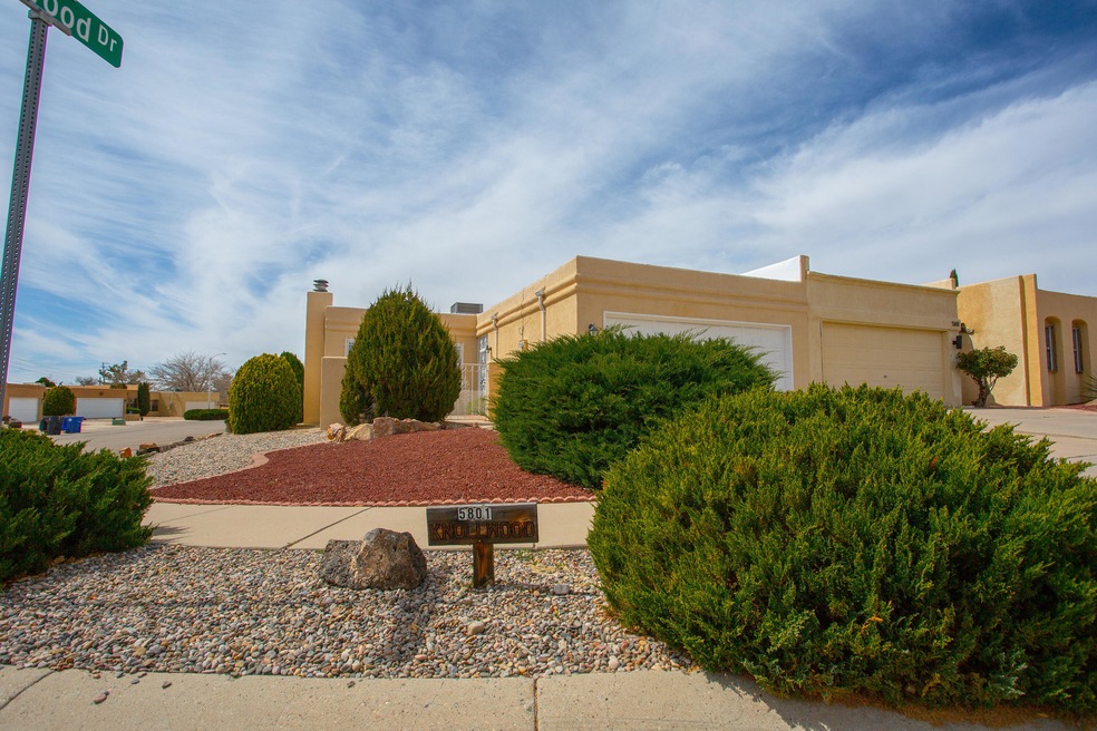 5801 Knollwood Dr NE, Albuquerque, NM 87109 - photo 1