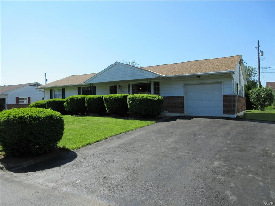2230 Aster Rd, Macungie, PA 18062 - photo 1
