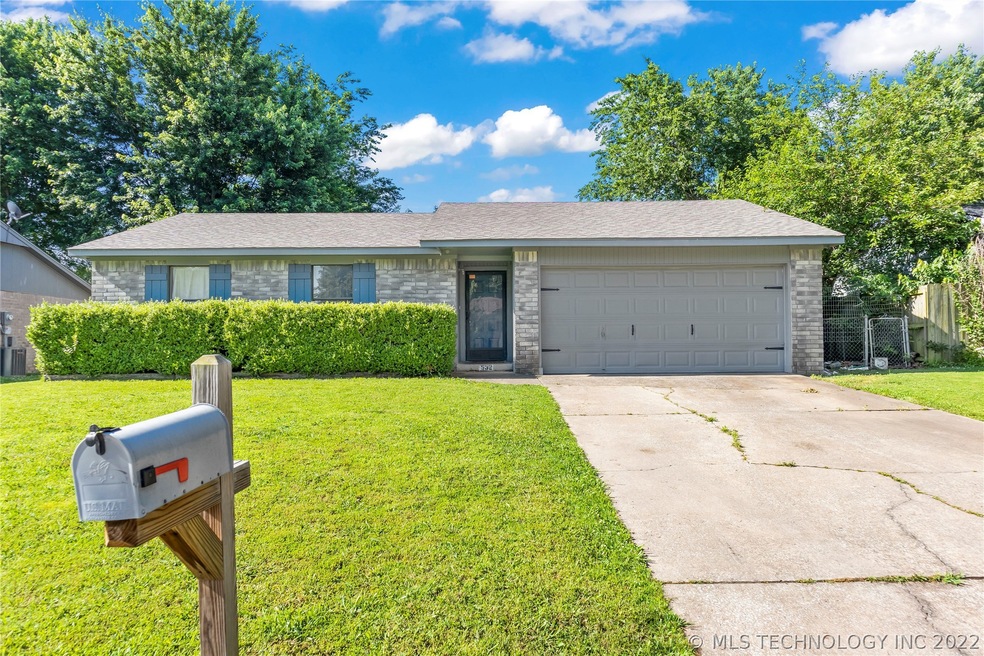 532 W 148th Place S, Glenpool, OK 74033 - photo 1