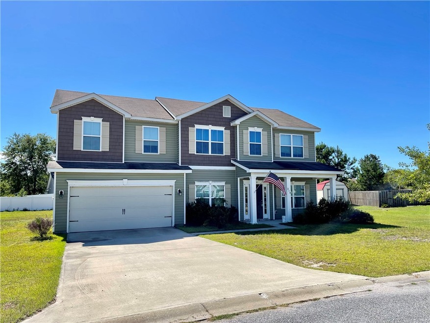 214 Victorian Lake Dr, Brunswick, GA 31525 - photo 1