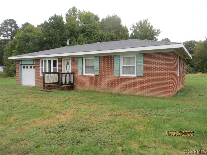 276 Rappahannock Rd, Colonial Beach, VA 22443 - photo 1