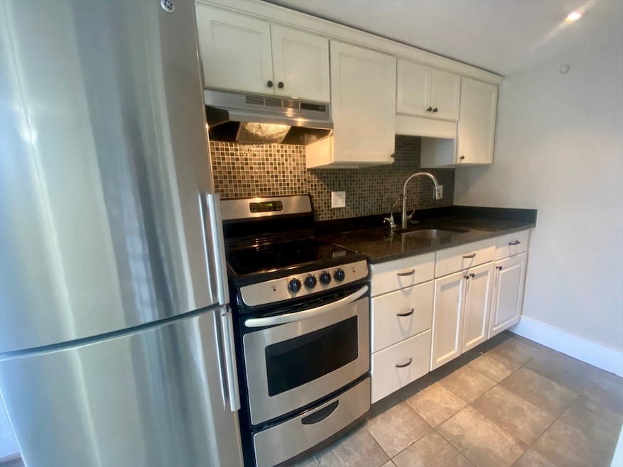 For Rent $2,000/month • Co-Listing Agent