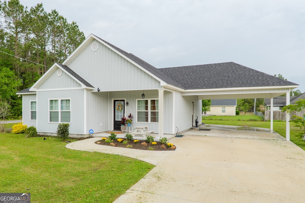 118 Oklahoma Cir, Adel, GA 31620 - photo 1