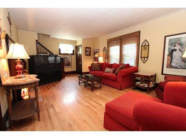 658 S Hampton Rd, Columbus, OH 43213 - photo 1