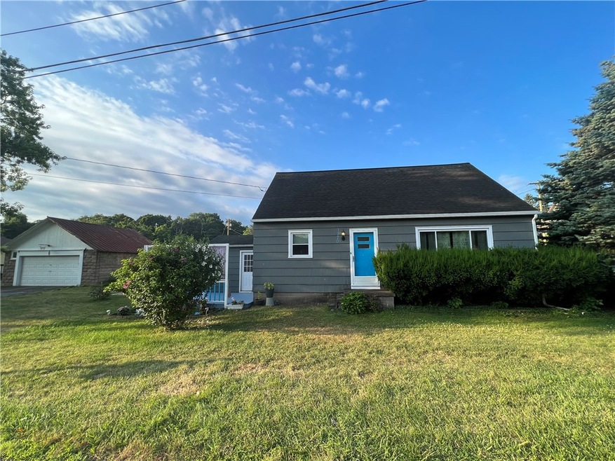 1970 Turner St, Ontario, NY 14519 - photo 1