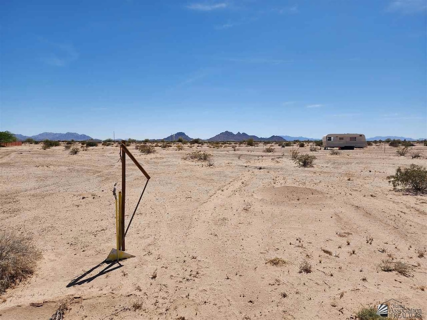 68543036 SW Columbia, Tacna, AZ 85352 - photo 1