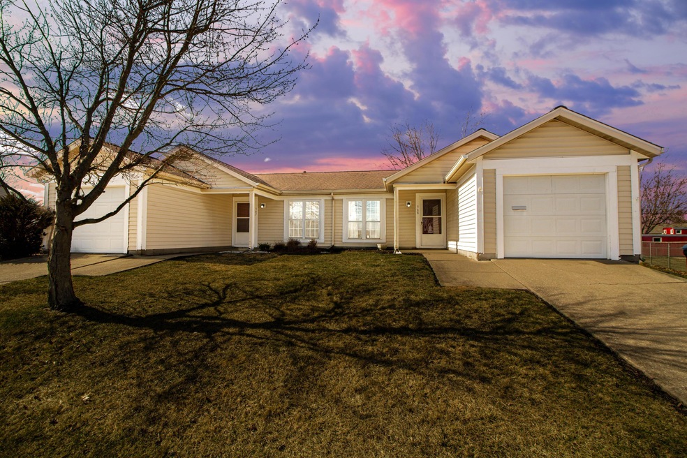 567 Rosehill Dr unit 568, Marysville, OH 43040 - photo 1