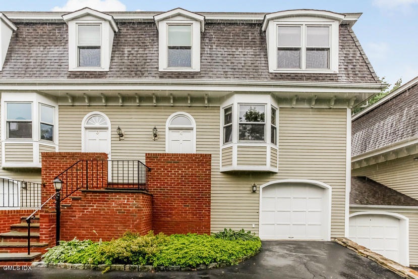 001-Front_View-1041750-mls