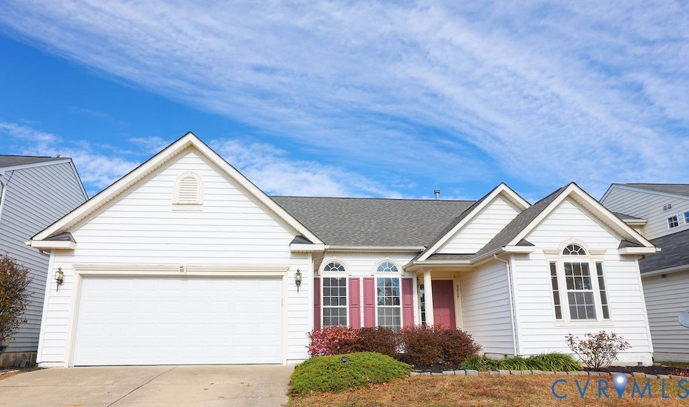 5217 Joshua Tree Cir, Fredericksburg, VA 22407 - photo 1