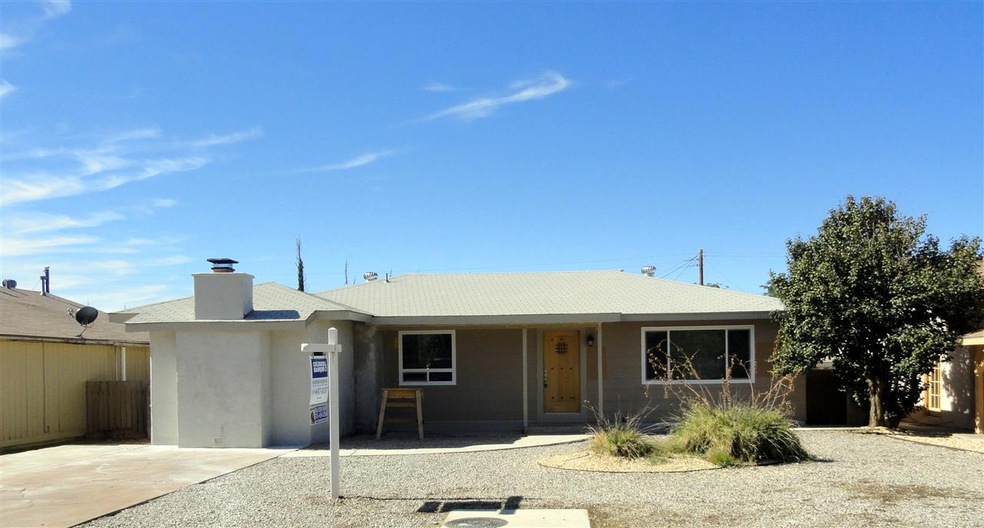 2305 Baylor Ave, Alamogordo, NM 88310 - photo 1