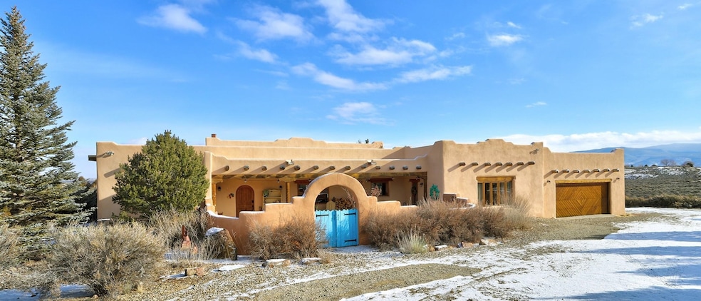 Under Contract $875,000