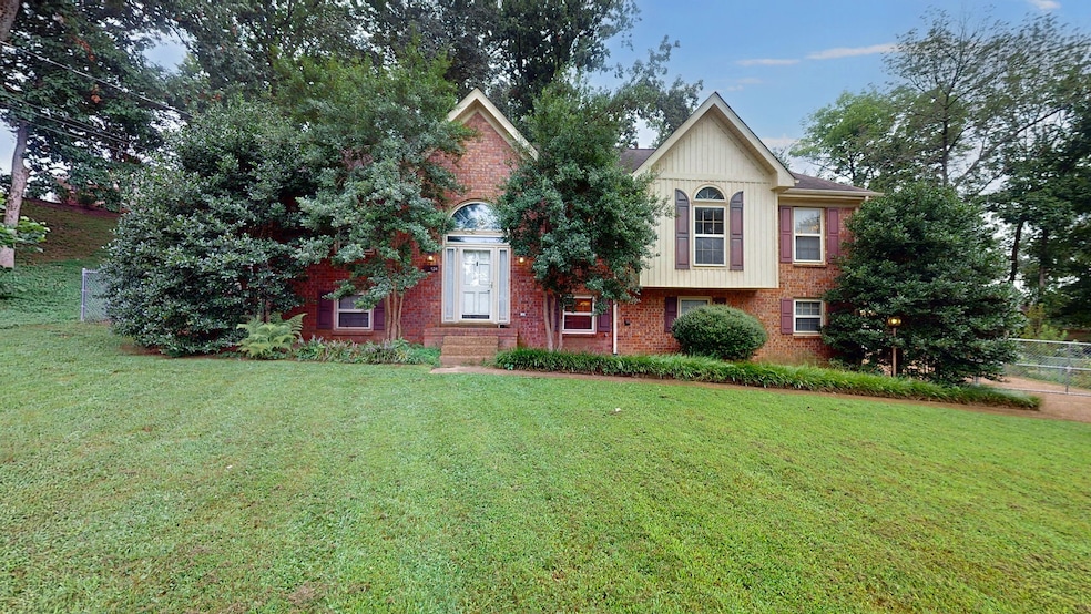 124 Fitzpatrick Ct, Nashville, TN 37214 - photo 1