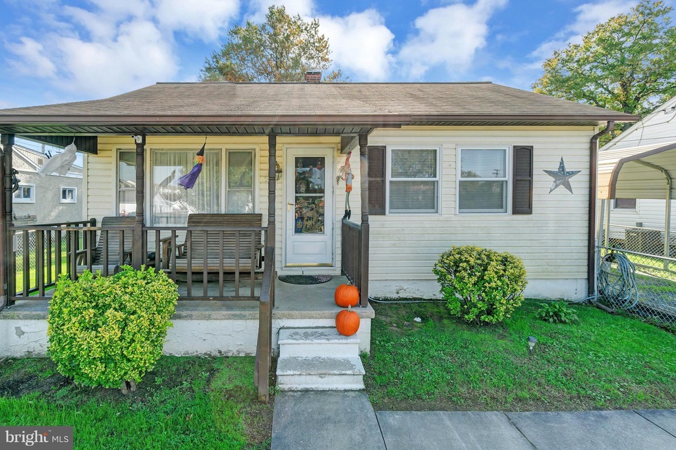 567 Compass Rd E, Middle River, MD 21220 - photo 1