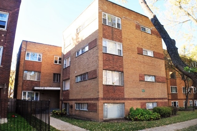 6244 N Francisco Ave unit 3BE, Chicago, IL 60659 - photo 1