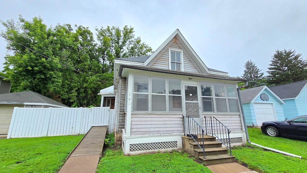 142 E 4th St, Red Wing, MN 55066 - photo 1