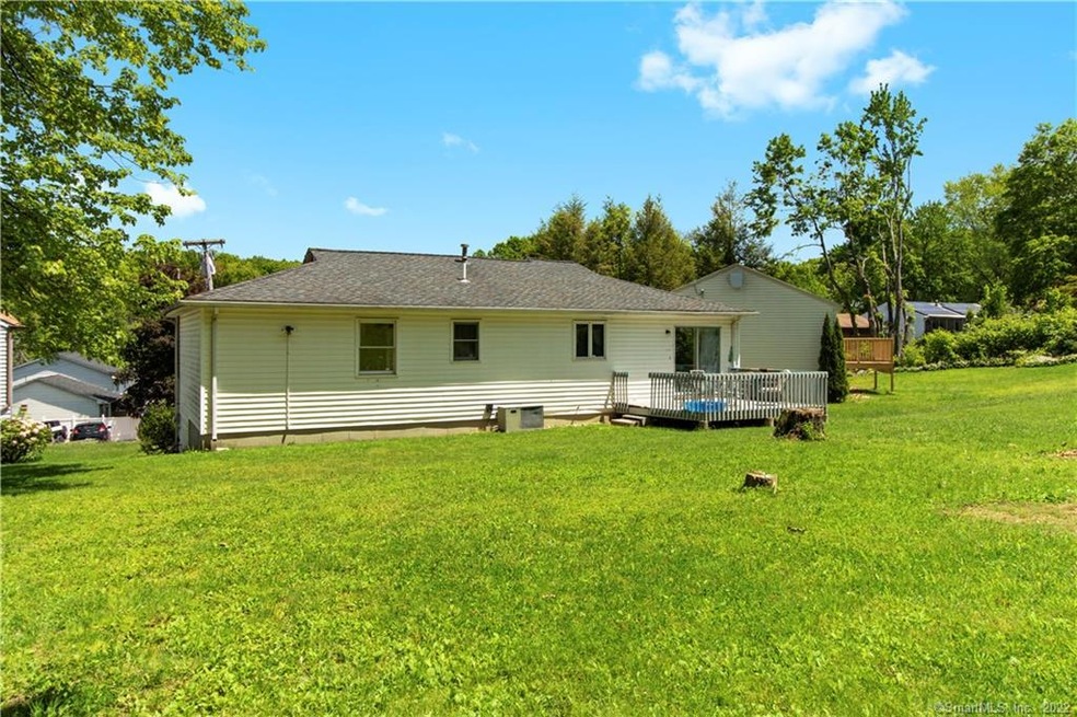 41 Kenneth Cir, Waterbury, CT 06710 - photo 1