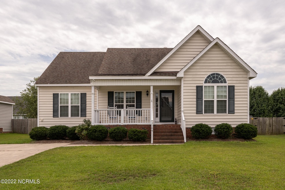 3184 Chesswood Ln, Winterville, NC 28590 - photo 1