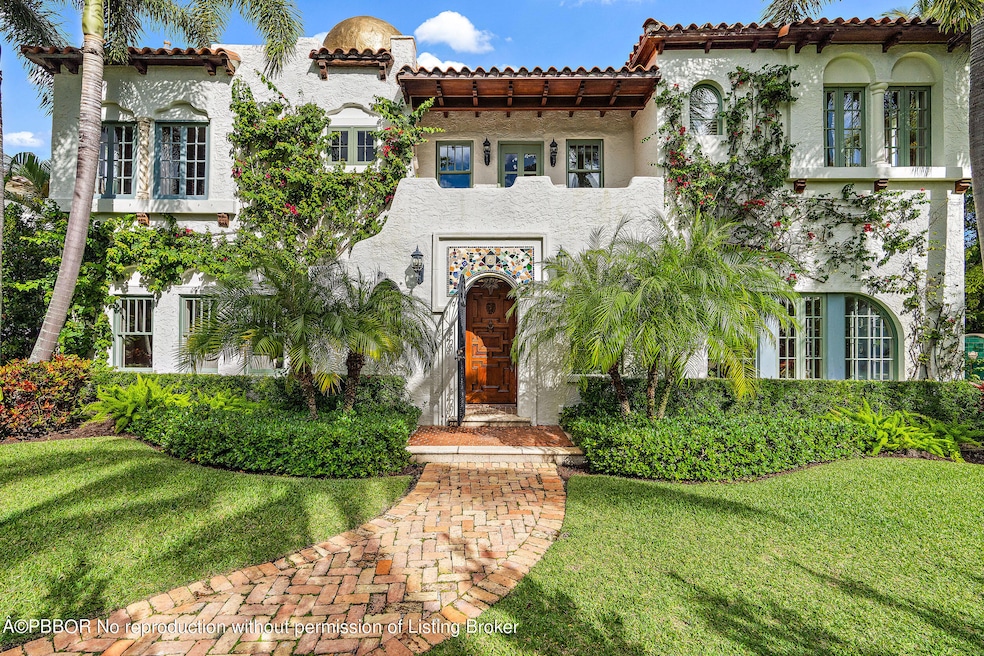 255 Valencia Rd-46