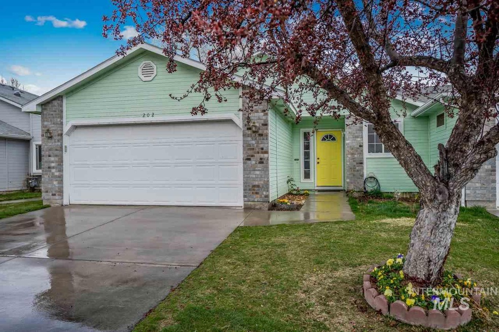 202 S Valley Dr, Nampa, ID 83686 - photo 1