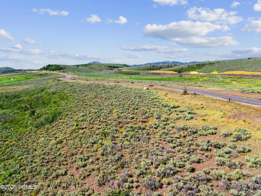 5246 Golf Club Link unit 10, Park City, UT 84098 - photo 1