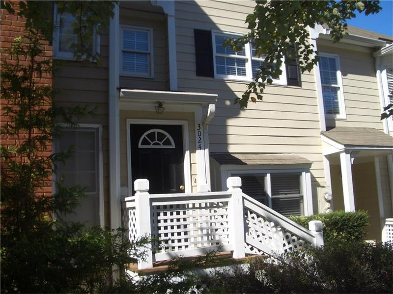 Wonderful location at Camden Pond Condo-close to e