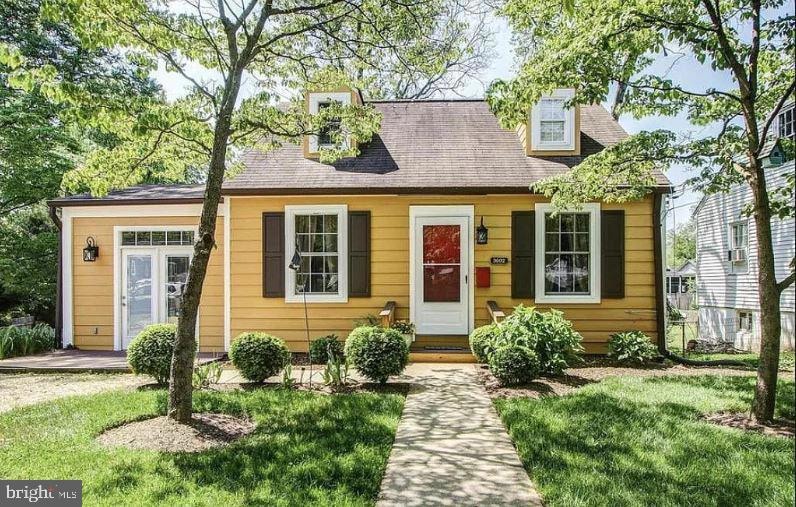 For Rent $1,400/month