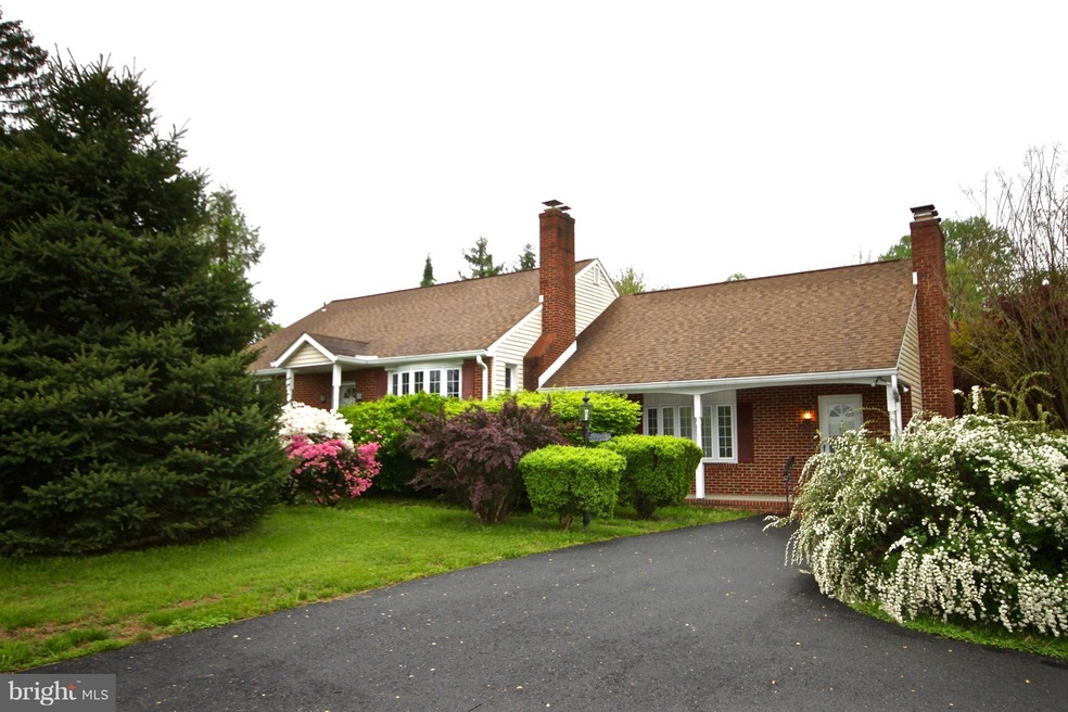 3626 Solomons Island Rd, Edgewater, MD 21037 - photo 1