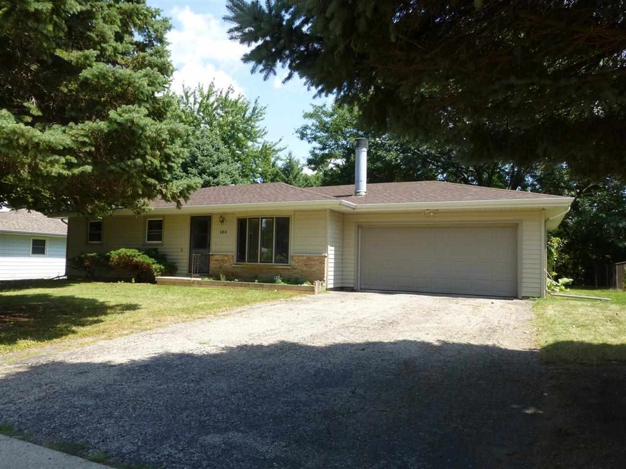 130 S Oak St, Oregon, WI 53575 - photo 1