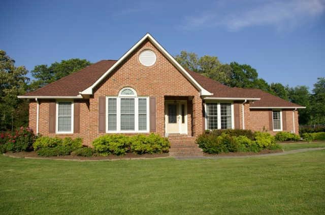 58 Greenbriar Cir, Manchester, TN 37355 - photo 1