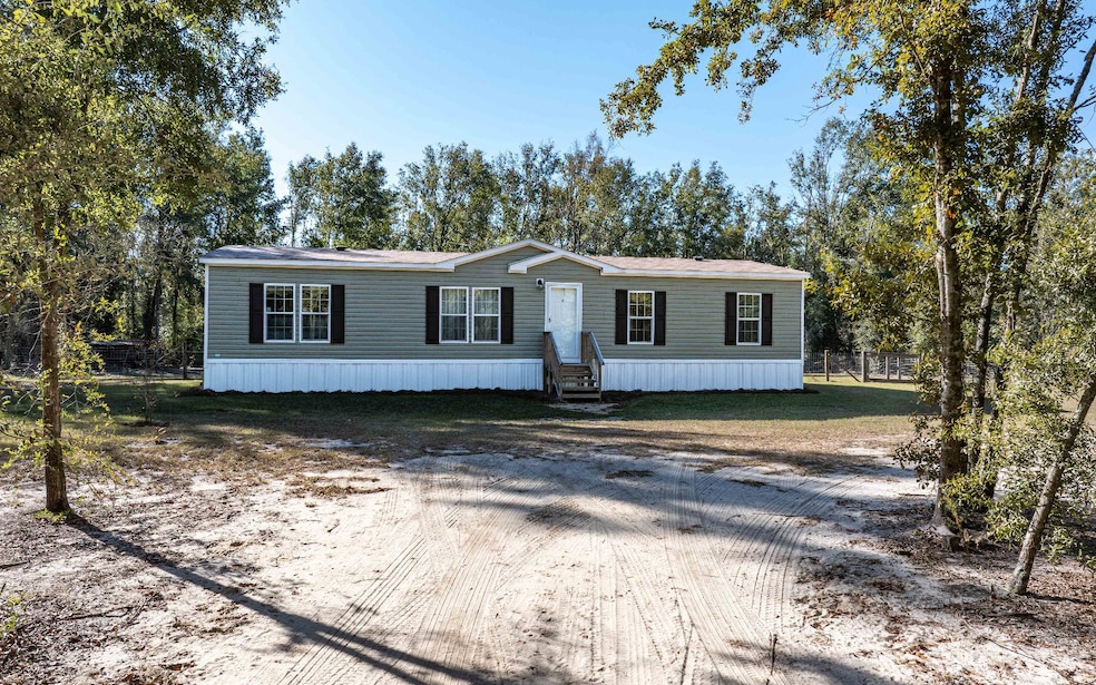 21560 152nd St, Live Oak, FL 32060 - photo 1