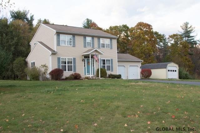 19 Nottingham Dr, Saratoga Springs, NY 12866 - photo 1